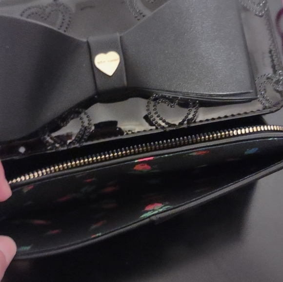 NWT🩷🖤🎉Betsey Johnson clutch/crossbody bag🩷🖤🎉 - Picture 11 of 16